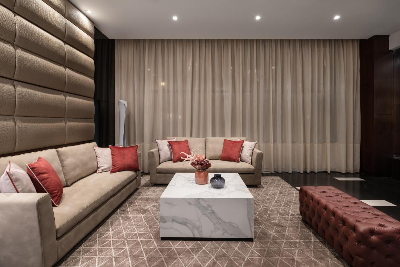 Eurostars Das Letras Lisbon Luaran gambar A living room