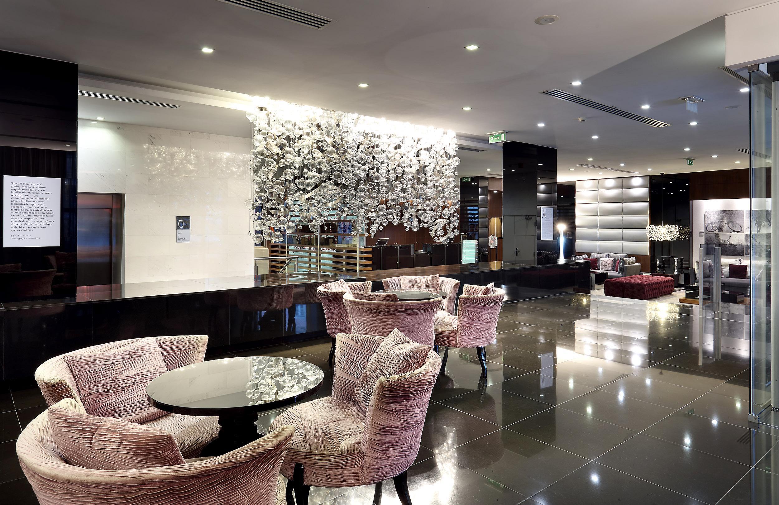 Eurostars Das Letras Lisbon Luaran gambar The lobby of the hotel